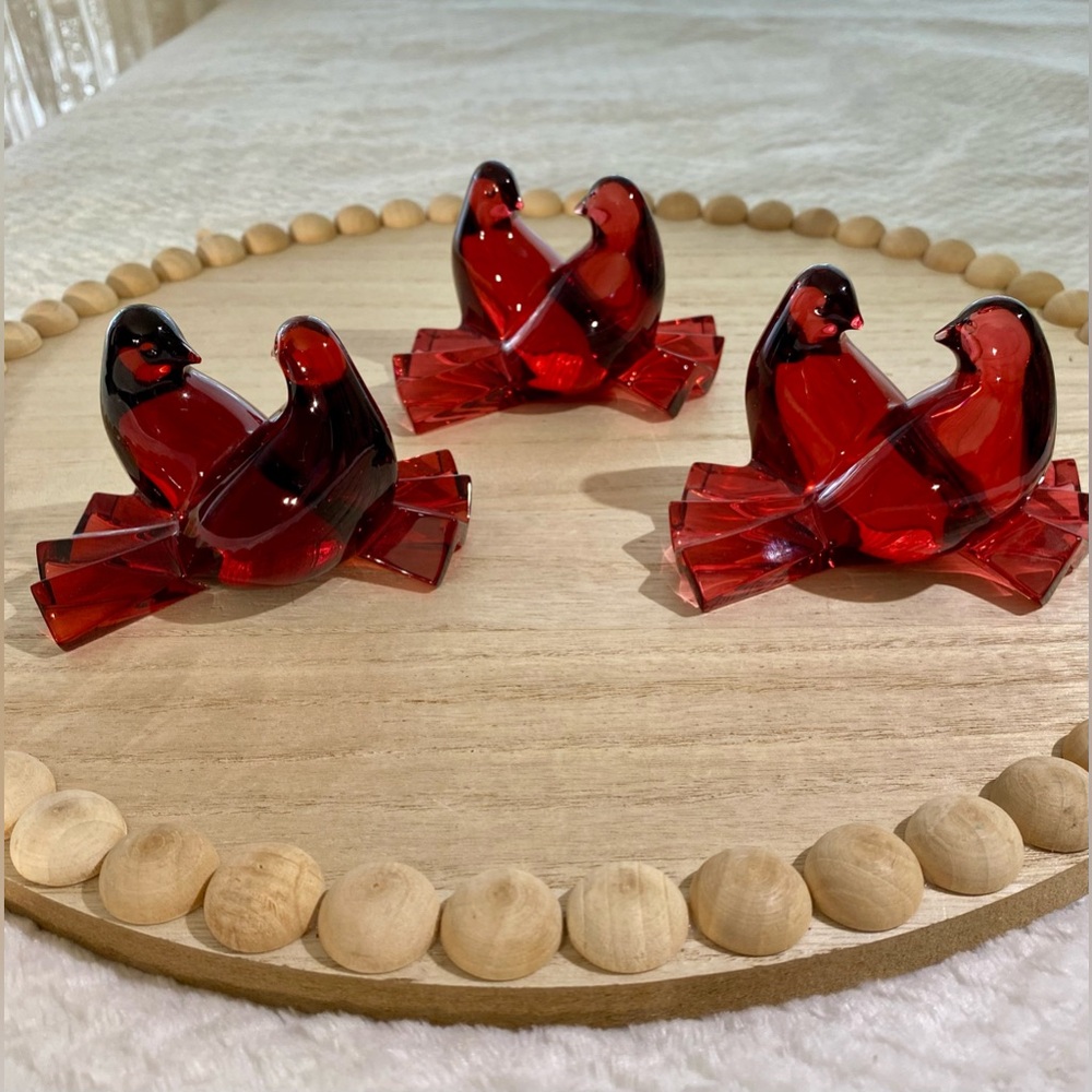 BACCARAT - Valentines Red Crystal Doves Figurine - Picture 4 of 4